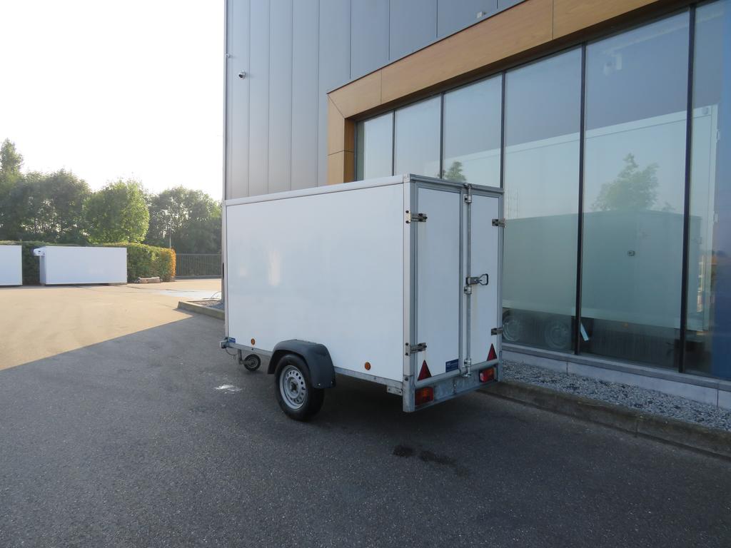 Easyline Gesloten aanhangwagen enkelas 250x125x150cm 750kg